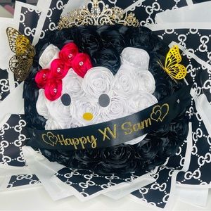 Quinceñera hello kitty boquet